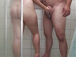 Giving bestfriend handjob in shower